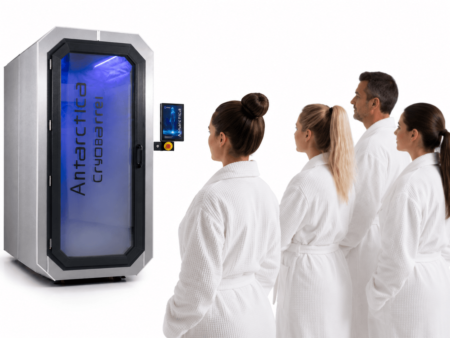 Eine Gruppe von Personen in weißen Gewändern steht neben einer großen, blau beleuchteten Kryokammer mit einem Touchscreen-Bedienfeld davor.